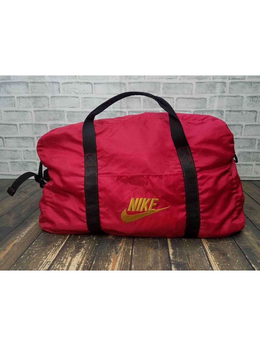VINTAGE - 90’s NIKE Duffle Gym Sports Bag SWOOSH Embroidered RED BLACK GOLD